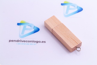 Memoria USB de madera 8GB