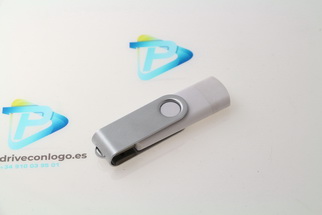 USB de plástico con metal
